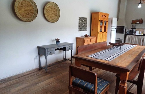 Praia da Enseada House | Casa Luz do Sol - Praia da Enseada Ubatuba n270 mt da PraianAceitamos seu PET