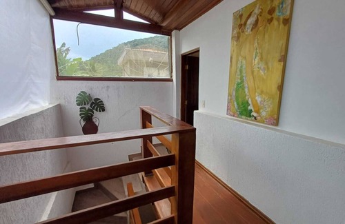 Praia da Enseada House | Casa Luz do Sol - Praia da Enseada Ubatuba n270 mt da PraianAceitamos seu PET