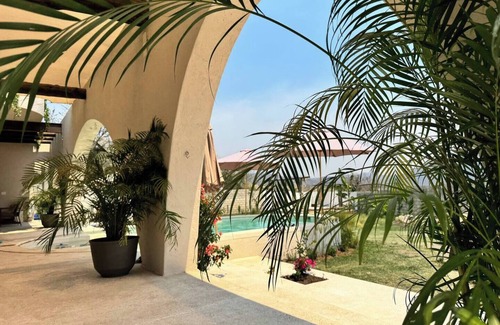 Malinalco House | Casa Mango: Field, Pool and Mountains with Family