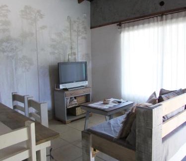 Villa Del Dique House | Casa Marie