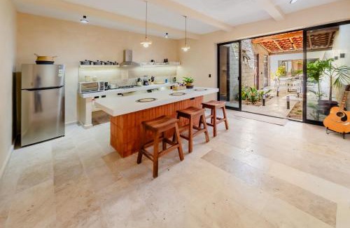 Centro Villa | Casa mi Merida Centro, alberca, tina, cuarto king size, cuarto 2 camas dobles