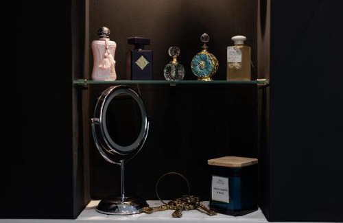 Palomares del Rio House | Casa Moderna con Piscina