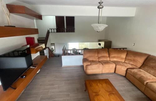 Huixquilucan Bed & Breakfast | Casa Monasterios