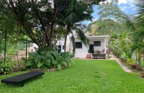 Xul-Ha Cottage | Casa Monstera On the shore of the Xulha Lagoon, Bacalar!