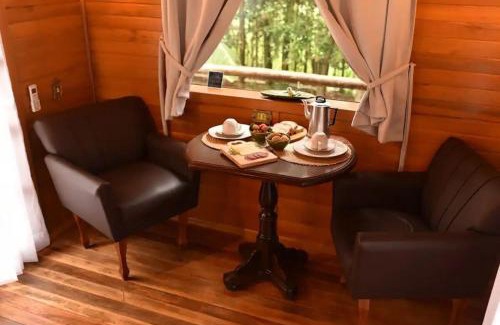 Santa Helena Ski Chalet | Casa na árvore com hidro, piscina, trilha, cavalo