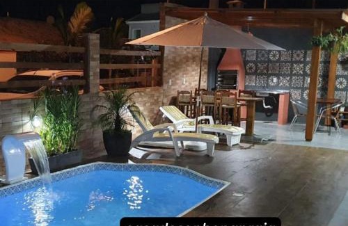 Ponta do Papagaio House | Casa na Praia do Sonho com Piscina e Jardim.