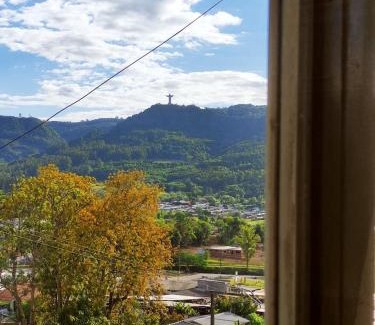 Encantado House | Casa no morro, vista para o Cristo - Superior