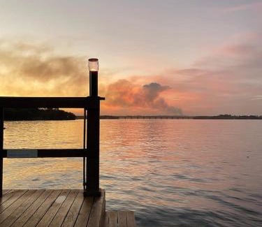 Santo Inacio House | Casa no rio Paranapanema - Condomínio Oásis
