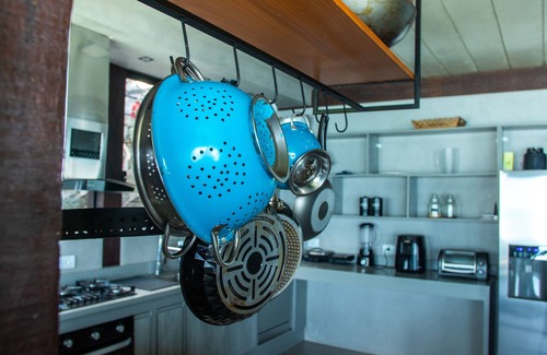 Prainha House | Casa Pé na Areia em frente à Ilhabela