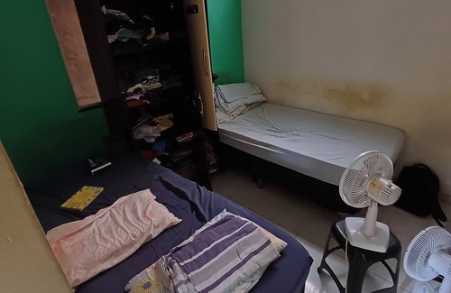 Parafuso House | Casa Para Passar a Chuva