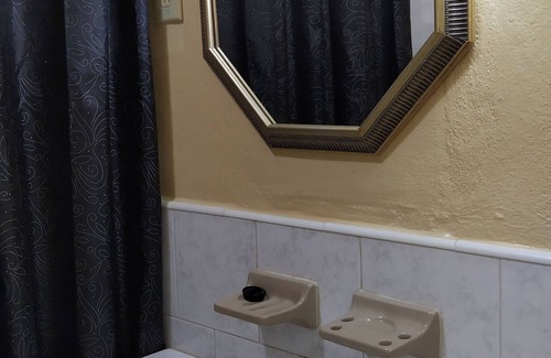 Municipality of Cienaga de Zapata House | Casa Particular Mario Garcia Rodriguez Mayito