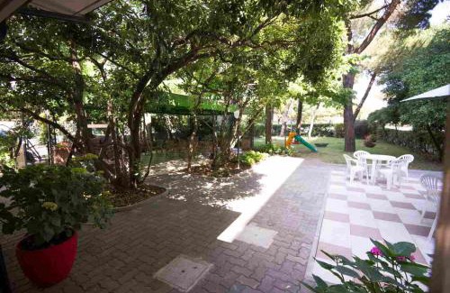 Tonfano Hotel | Casa per Ferie Nostra Signora Tonfano