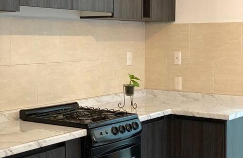 Leon Apartment | Casa Pirules- Parque Metropolitano