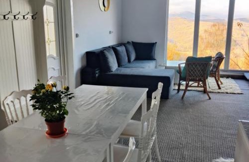Ponor House | Casa Ponors Eden