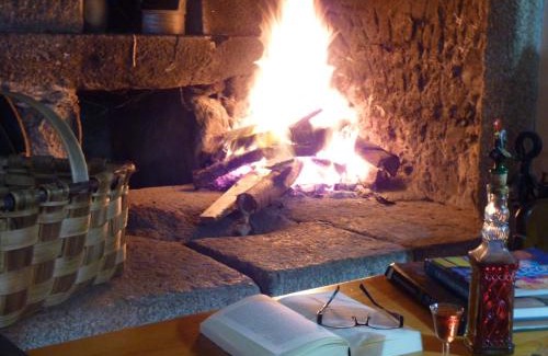 Callobre House | Casa Pousadoira