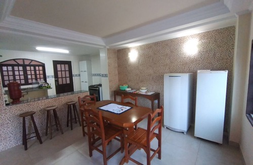 Camburi House | Casa Praia Camburi -10 Pessoas - Piscina com Cascata