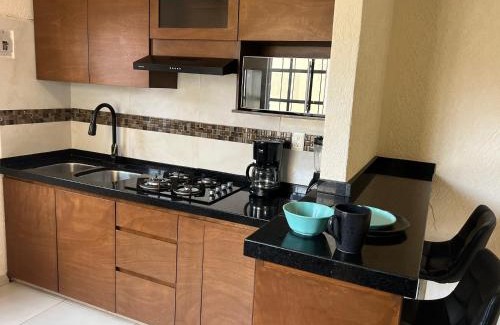 Ixtapa House | Casa Recién Remodelada Con Alberca a8 min de playa