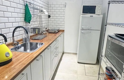 Mendoza City Center House | Casa Renovada a Nueva, Ubicación Estratégica, a Metros del Parque y del Centro