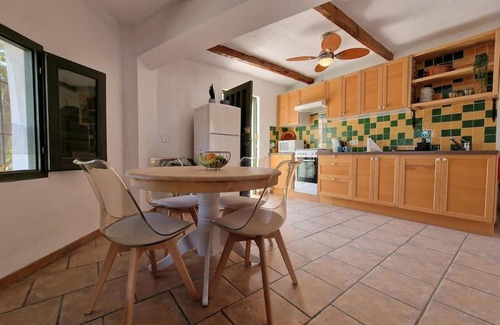 Lubrin House | Casa Rincon a detached two bed cottage