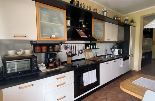 Vezzano Ligure Villa | Casa Rosaria - Beautiful views, garden and pool in cozy cottage