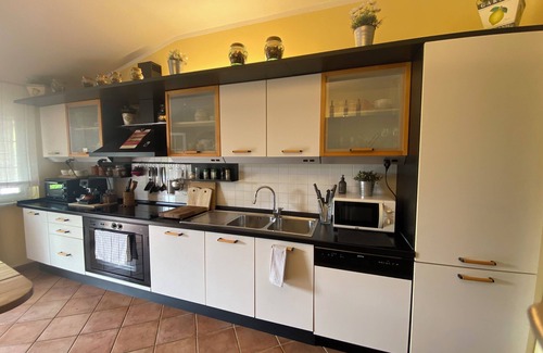 Vezzano Ligure Villa | Casa Rosaria - Beautiful views, garden and pool in cozy cottage