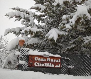 Villarroya de los Pinares House | Casa Rural Chulilla