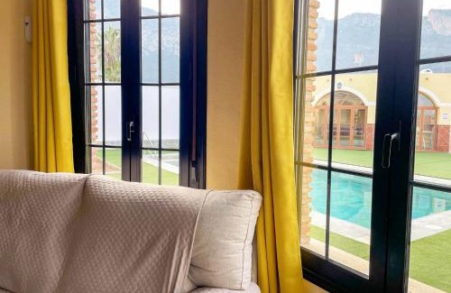 Cuevas de San Marcos Villa | Casa Rural El Junquillo