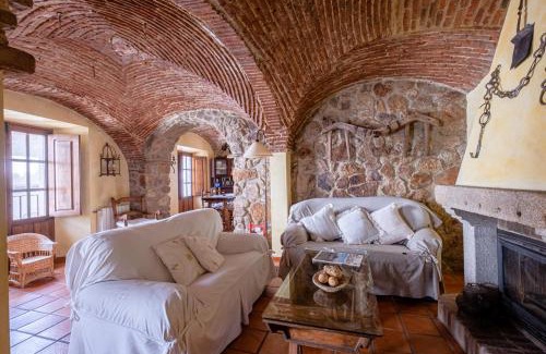 Montanchez House | Casa Rural El Fontano CR-CC-182