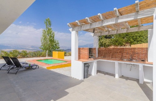 El Borge Villa | Casa Rural el Nogal Cútar by Ruralidays