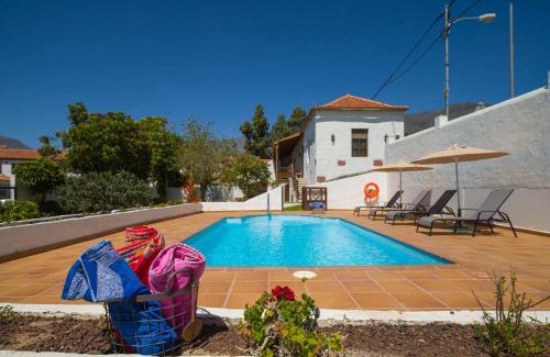 Santa Lucia Villa | Casa rural la montañeta