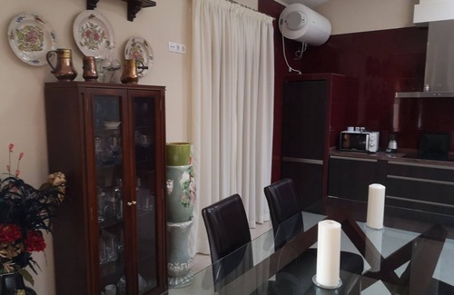 Torremocha Ski Chalet | Casa rural, tipo chalet, con todas las comodidades, capacidad para 10 personas.