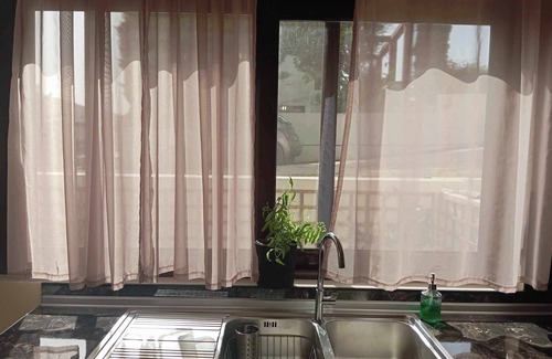 Filerimos Apartment | 𝐂𝐚𝐬𝐚 𝐓𝐞𝐫𝐫𝐚 -A cozy new apartment with a Mediterranean vibe Kremasti