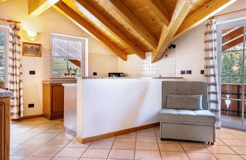 San Giovanni di Fassa Apartment | Casa Titol Giuseppe