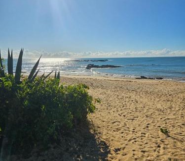Anchieta House | Casa Tropicália - à beira mar