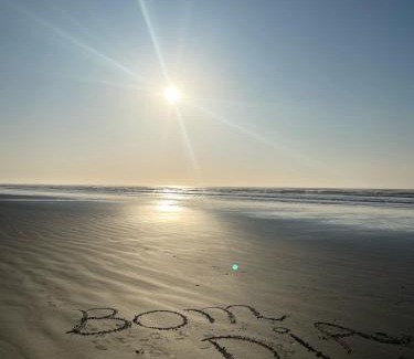 Jardim Imperador House | Casa Turística Térrea - 5 Quartos, apenas 5 min carro Praia