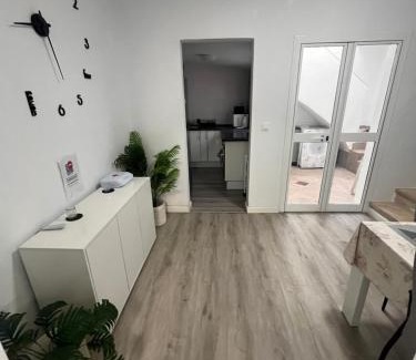 Camas House | Casa Unifamiliar Completa Camas Sevilla