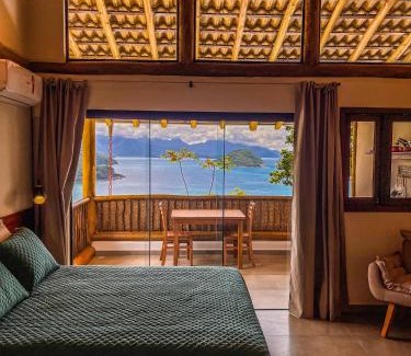 Felix House | Casa Varandas - Estúdio Vistamar