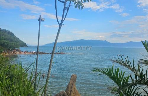 Porto Novo House | Casa Ventilada e Confortável, Perto da Rodovia e 2km da Praia