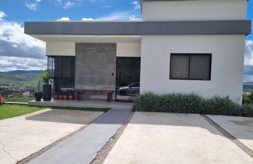 Bezerros House | Casa Vista Bela em Bezerros 4 qts com ar 10 pessoas