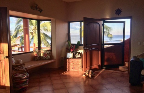 Saladita House | Casa Vista Mar @ Playa La Saladita, Oceanfront, Infinity Pool, World-Class Surf