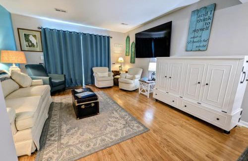 Oceanmarsh Subdivision House | Casa Wanderlust at Harbor Island K204