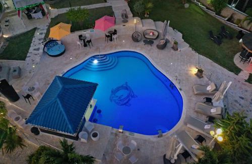 Punta Balandra Hotel | casaenjoysamana