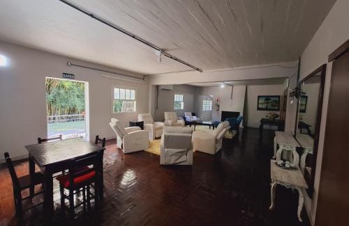 Mucum House | Casarão na rota do Cristo Protetor