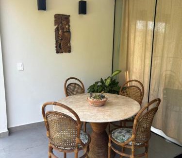 Praia das Cigarras House | Casas aconchegantes com piscina na encantadora Praia das Cigarras