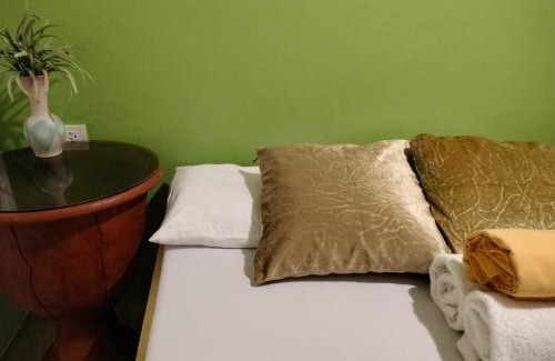 Valencia House | Casas del Salvador (Airbnb) Private Room #9