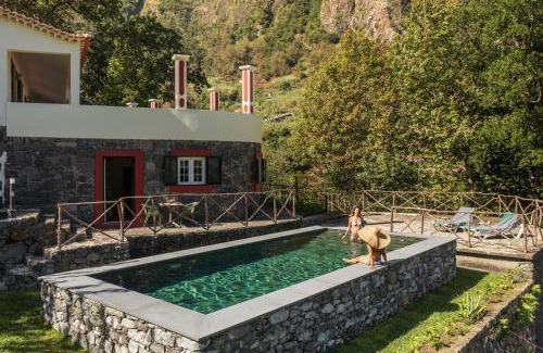 Sao Vicente House | Casas do Lanço by An Island Apart