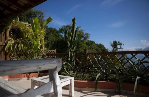 Itaguassu House | Casas em Ilhabela, Linda vista, praia Itaguaçu, Vila Paulino, Colibri, Tuim e Tucano
