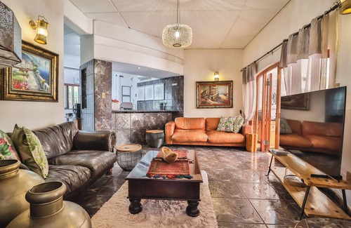 Secunda House | Cascade Villa Guesthouse