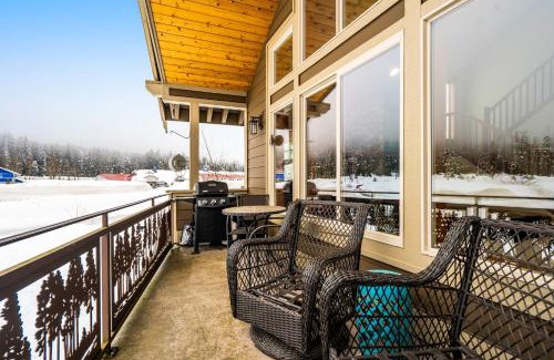 Snoqualmie Pass House | Cascadia Clouds Chalet