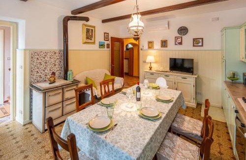 Magliano Alfieri Apartment | Cascina D'Ghistu